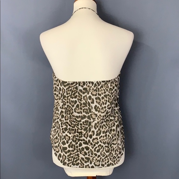 🍍4/$10🍍 Halter leopard print top - Picture 3 of 5